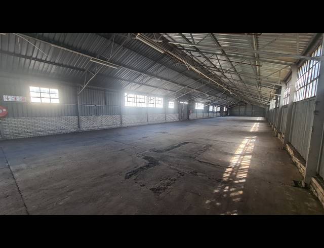 1,024M² WAREHOUSE TO LET IN BOKSBURG EAST